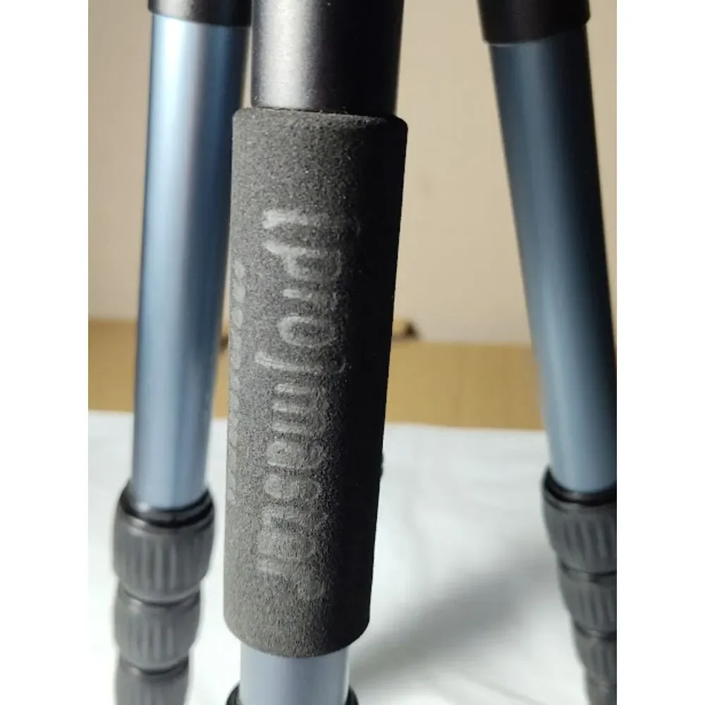 Pro Master Monopod Tripod With Carrying Case